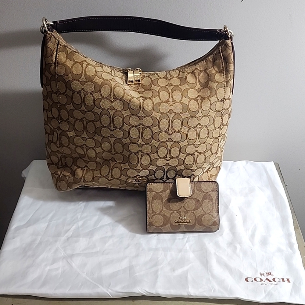 Coach hobo bag & matching wallet